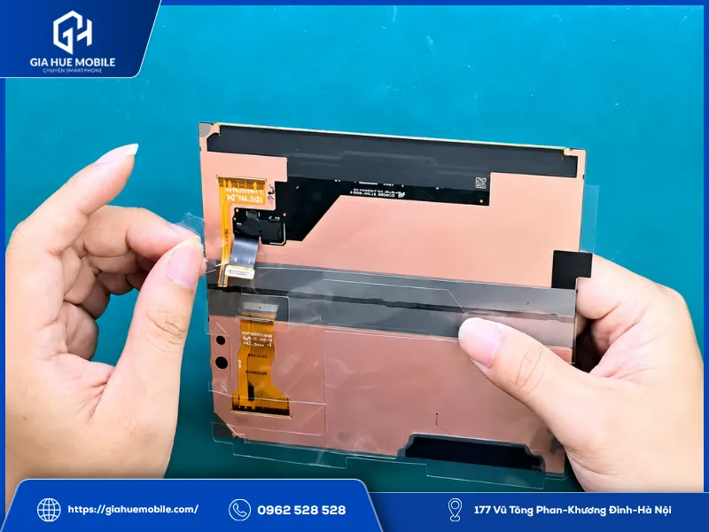Cấu Tạo Màn Trong Z Fold 6