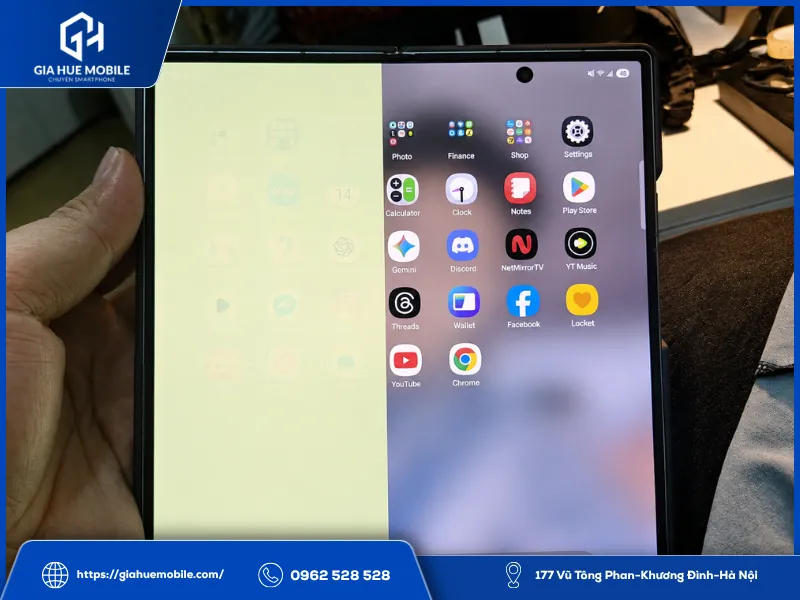 Samsung Zfold 7 Màn Hình Bị Vào Nước