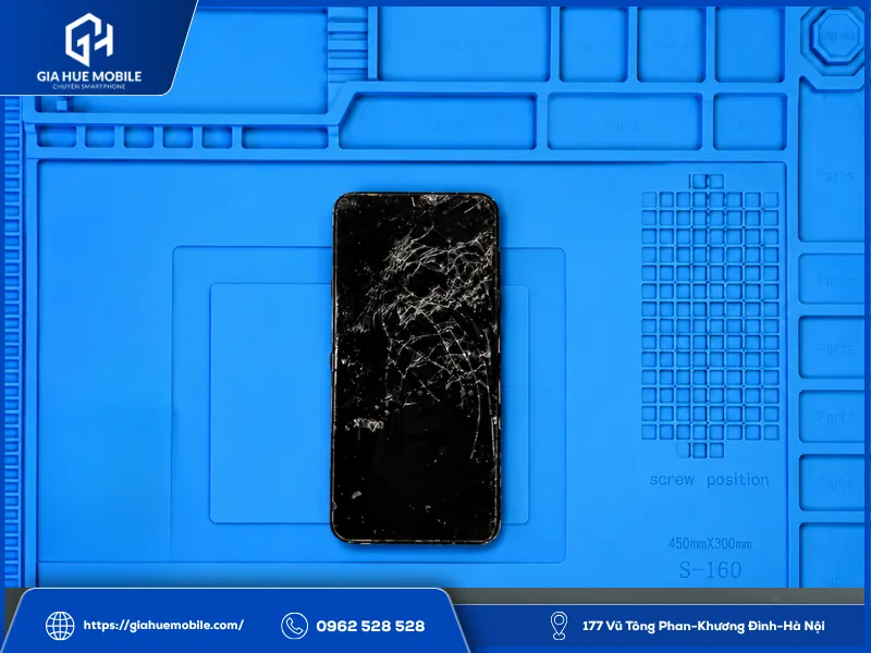 Màn Hình Samsung S23 Plus Bị Vỡ Do Va Đập Mạnh