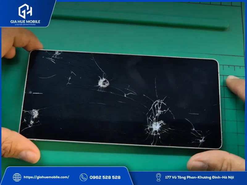 Nguyên Nhân Samsung Galaxy S26 Ultra Bị Vỡ Kính
