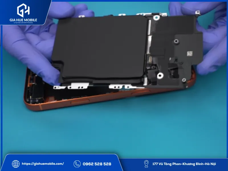 Thay Pin iPhone 17 Pro Max Có Mất Dữ Liệu Không