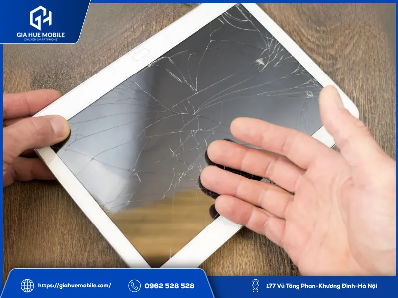 Tiếp Tục Sử Dụng iPad Vỡ Màn Hình Có Sao Không