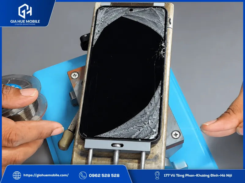 Giới Thiệu Dịch Vụ Ép Kính Samsung Galaxy S24