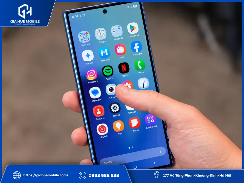 Ép kính màn ngoài Z Fold 8 giữ màn zin