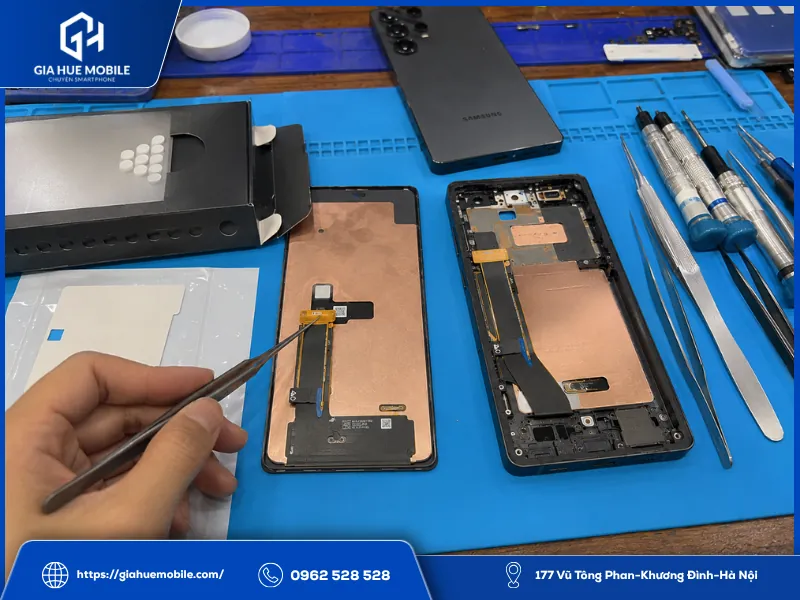 Nhận diện màn hình Samsung S25 Ultra chính hãng và màn hình OLED linh kiện