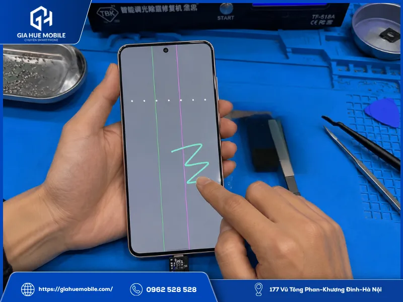 S21 Plus bị sọc màn hình có sửa được không