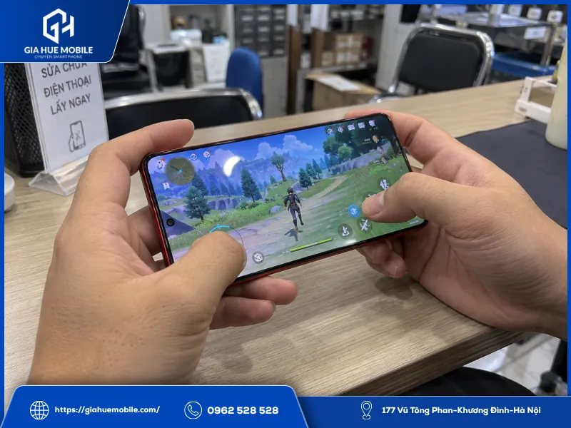 Kiểm tra hiển thị và cảm ứng khi chơi game trên Vivo iQOO Neo 9 sau khi ép kính