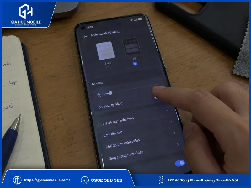 OPPO Find X5 Pro bị nhiễu và nhấp nháy rõ hơn khi giảm độ sáng màn hình