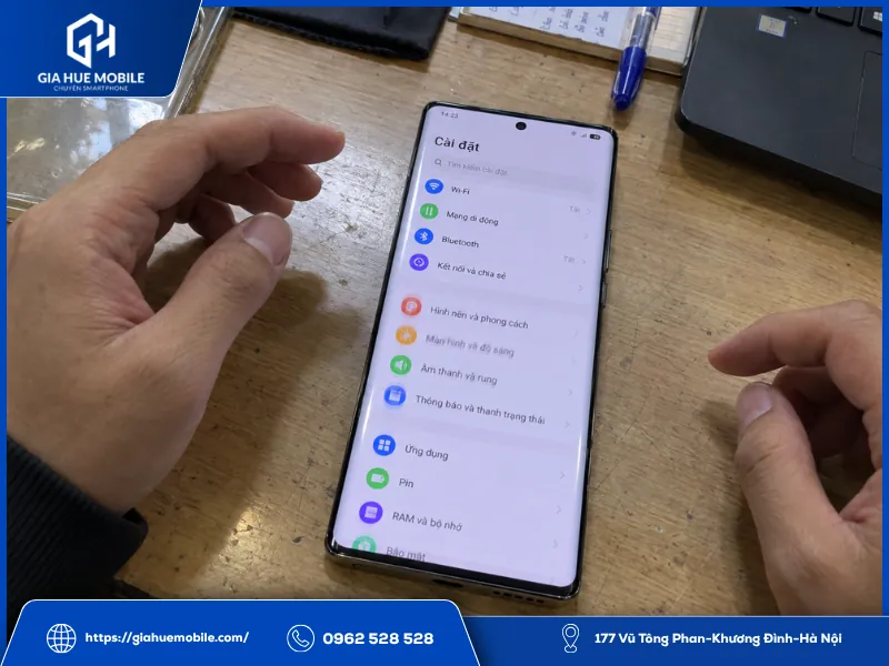 Vivo X90 Pro bị loạn cảm ứng tự nhận điểm chạm dù không chạm màn hình