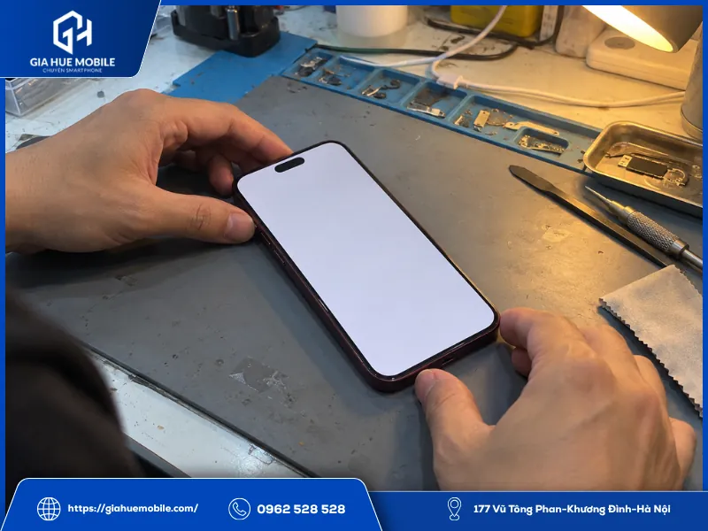 Kiểm tra iPhone 18 Pro Max mất True Tone sau khi thay màn hình