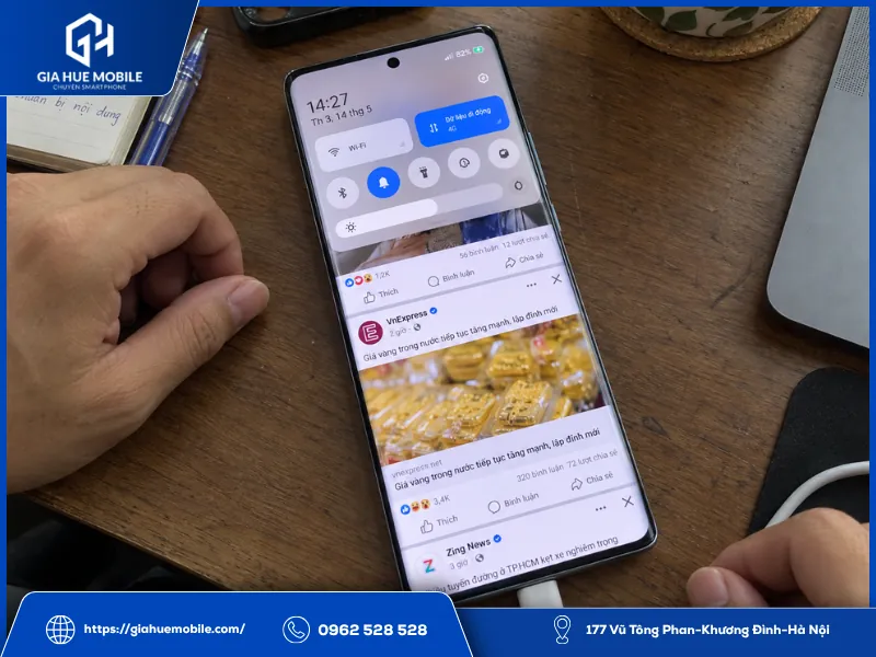 Vivo X100s Pro tự nhảy cảm ứng khi đang cắm sạc
