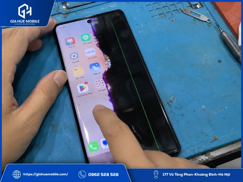 Vivo X90 Pro mất hiển thị kèm sọc và chảy mực có thể cần thay màn hình