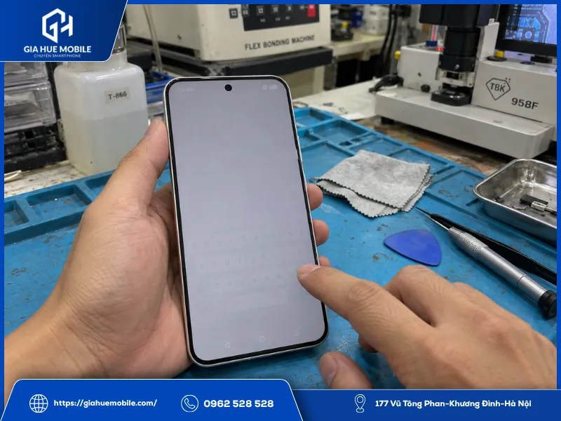 Kiểm tra burn-in OPPO Reno 14 trước khi quyết định phương án sửa màn hình