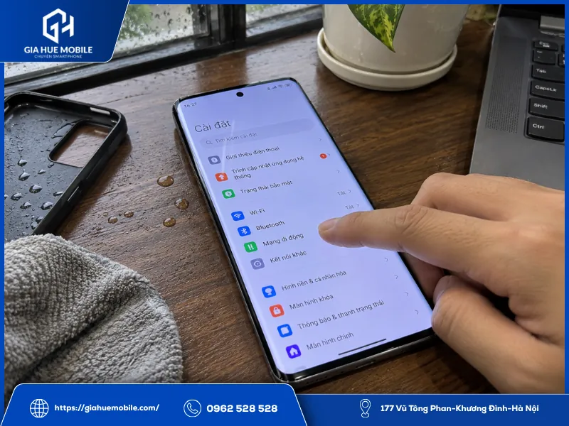 Xiaomi Civi 1S bị liệt cảm ứng sau khi tiếp xúc với ẩm hoặc nước