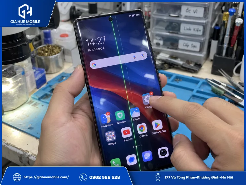 Vivo iQOO 8 Pro bị sọc nhưng cảm ứng vẫn hoạt động